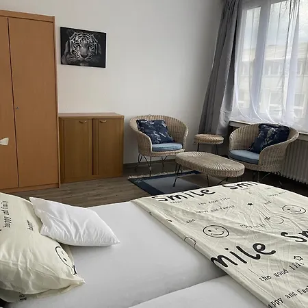Apartment 5 Bedroom In Center Perfect For Groups And Families